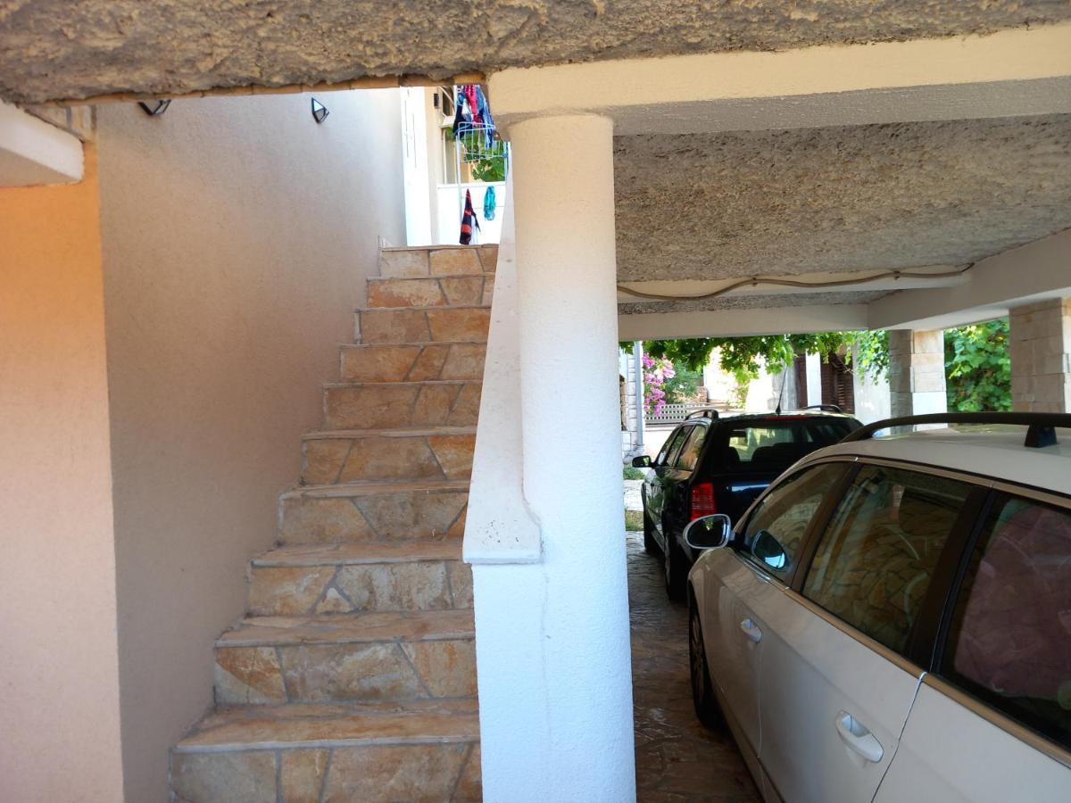Familien Ferienhaus Vir Croatia 150M Strand Restaurant Einkaufen Exterior photo